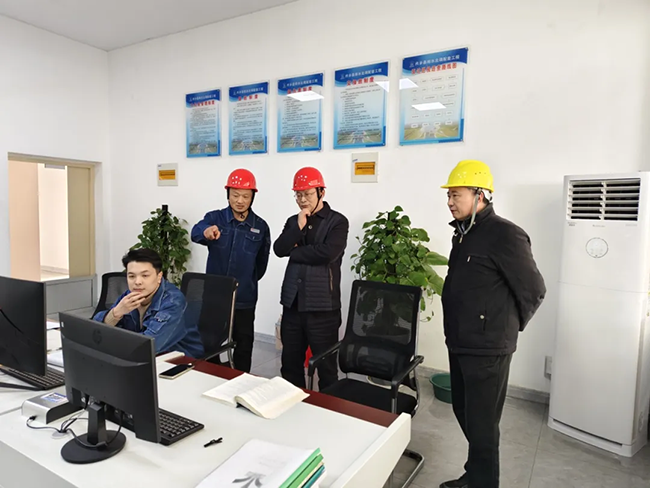 B体育（中国）官方网站新春慰问送关怀，节前安全督导保平安